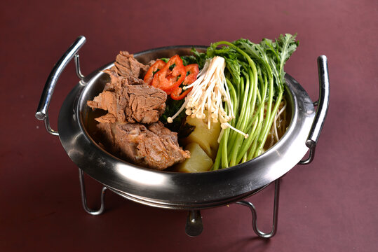 韓式脊骨土豆湯