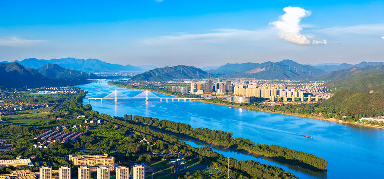 杭州市富陽區(qū)富陽大橋城市環(huán)境