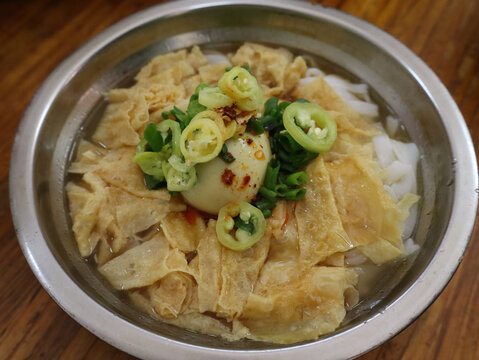 早餐腐竹雞蛋河粉