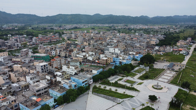 航拍廣東汕尾陸豐市金廂鎮(zhèn)城市風(fēng)光
