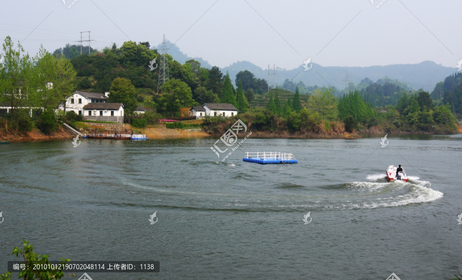 龙川湾