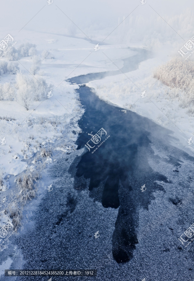 冬天的伊犁河