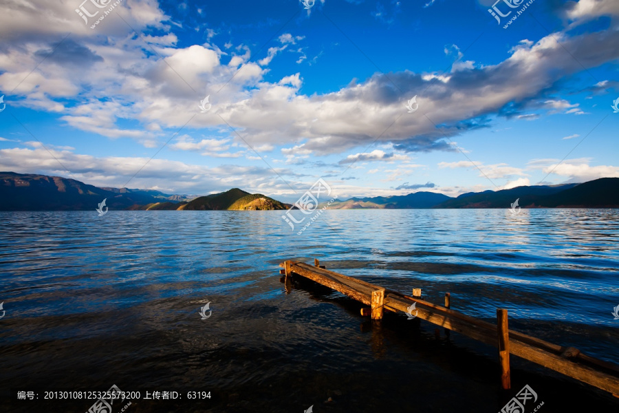 瀘沽湖風光