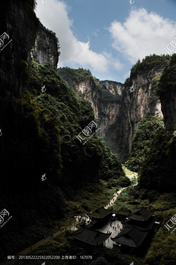 重庆天坑地缝