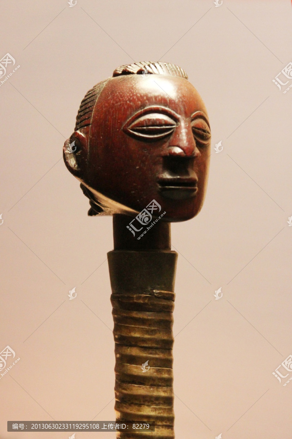 非洲人物头像,木雕