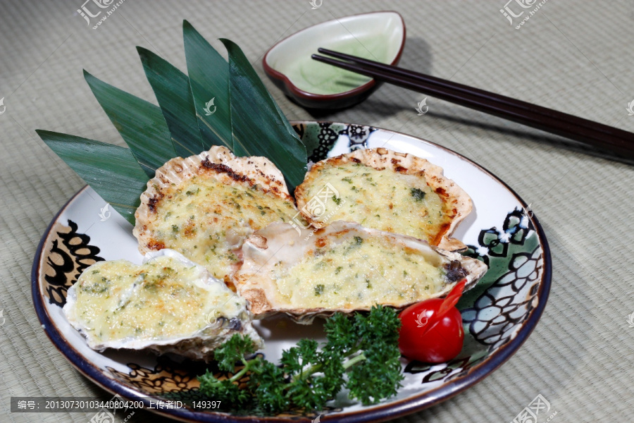 日料芝士焗生蚝芝士焗扇贝