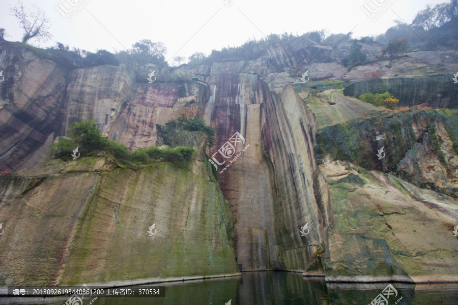 紹興東湖,箬簣山麓