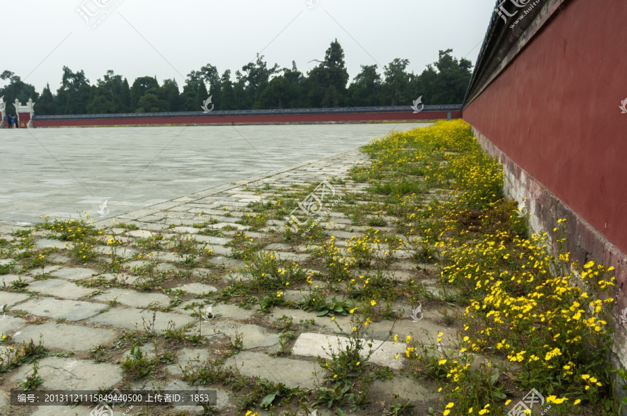 北京天坛公园古墙遗迹