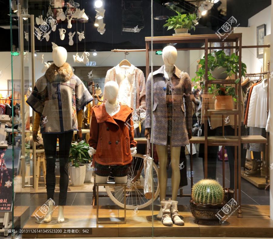 專賣店櫥窗