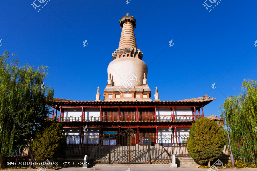 张掖大佛寺,佛塔