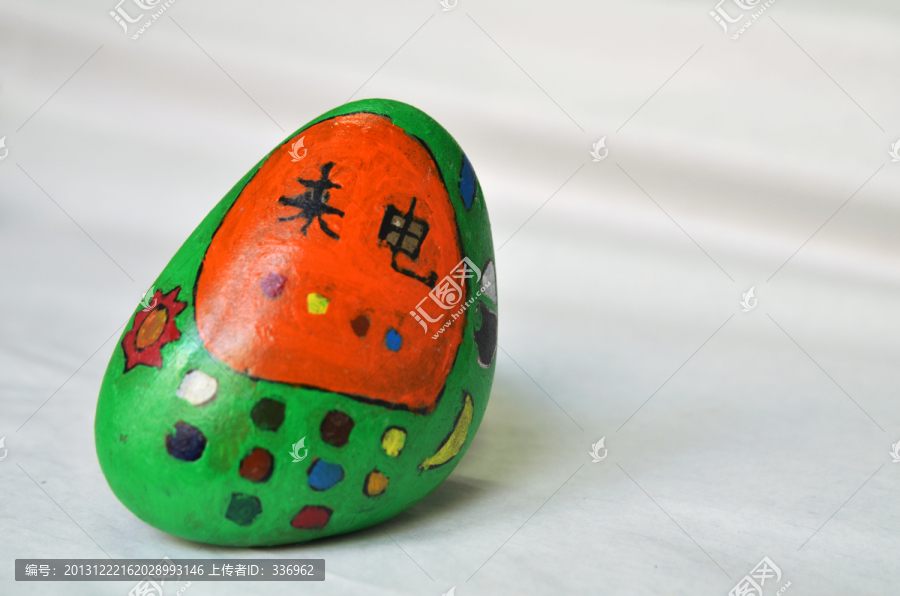 創(chuàng)意鵝卵石手機(jī)畫(huà)