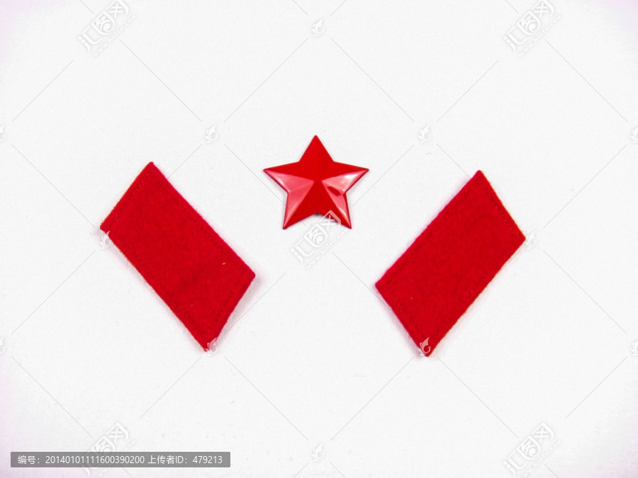 红色五角星帽徽