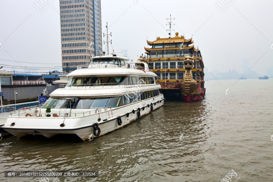 上海外灘,外灘游輪,游船,浦江