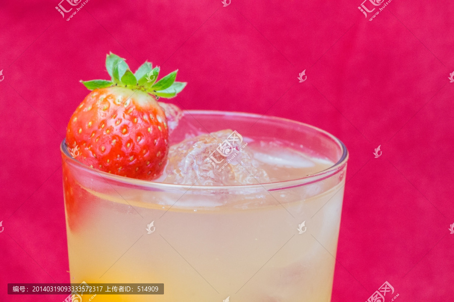 冰水草莓汁