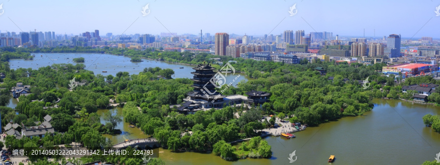 五一节大明湖航拍全景图