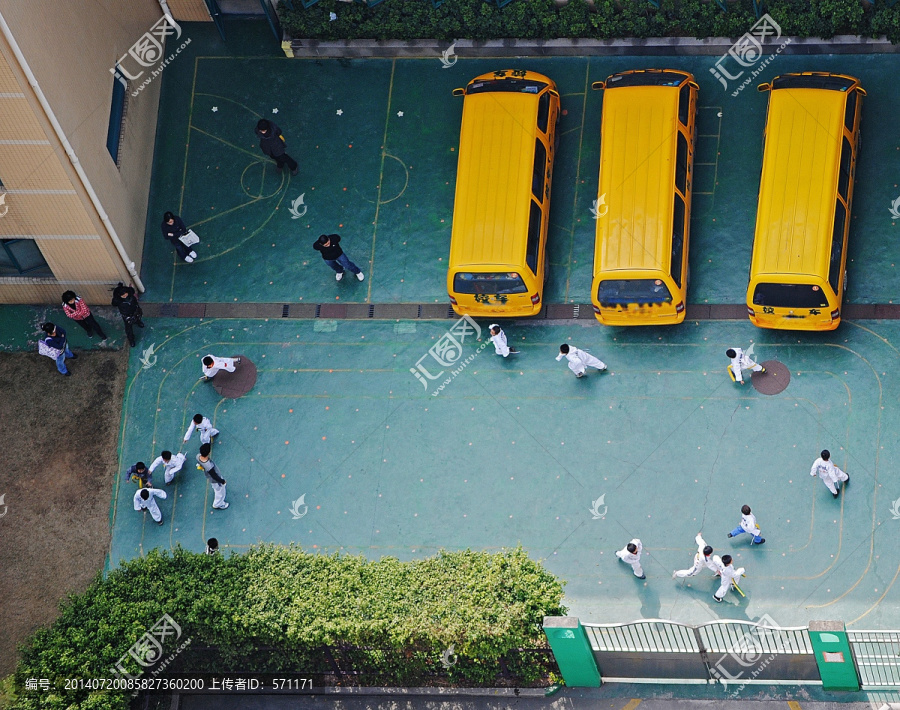 儿童跆拳道跑步训练