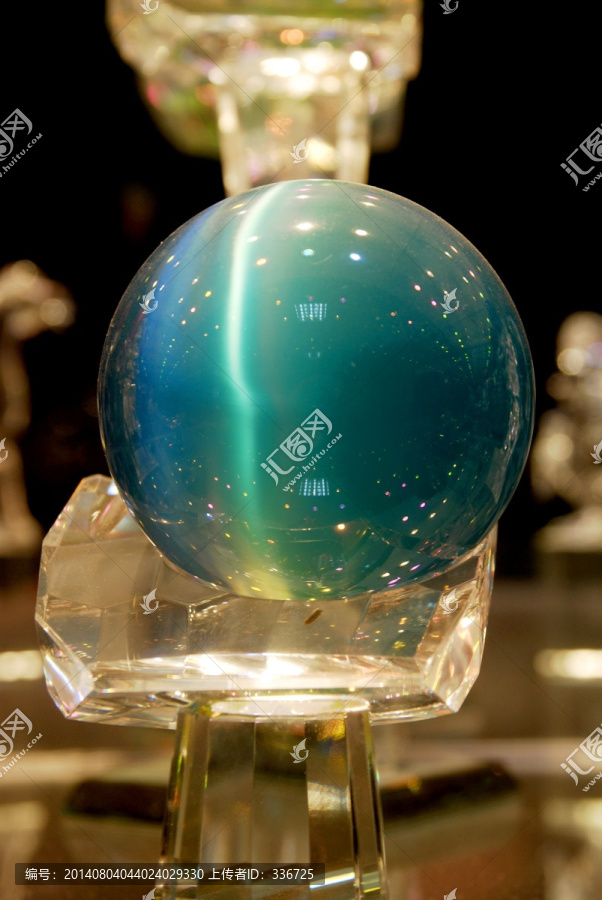 高寒水晶球工藝品