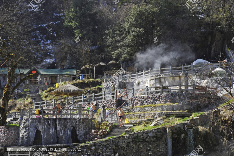 海螺沟冰川温泉区