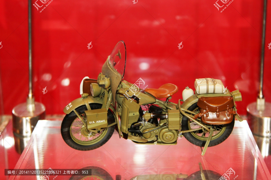 老式摩托车模型