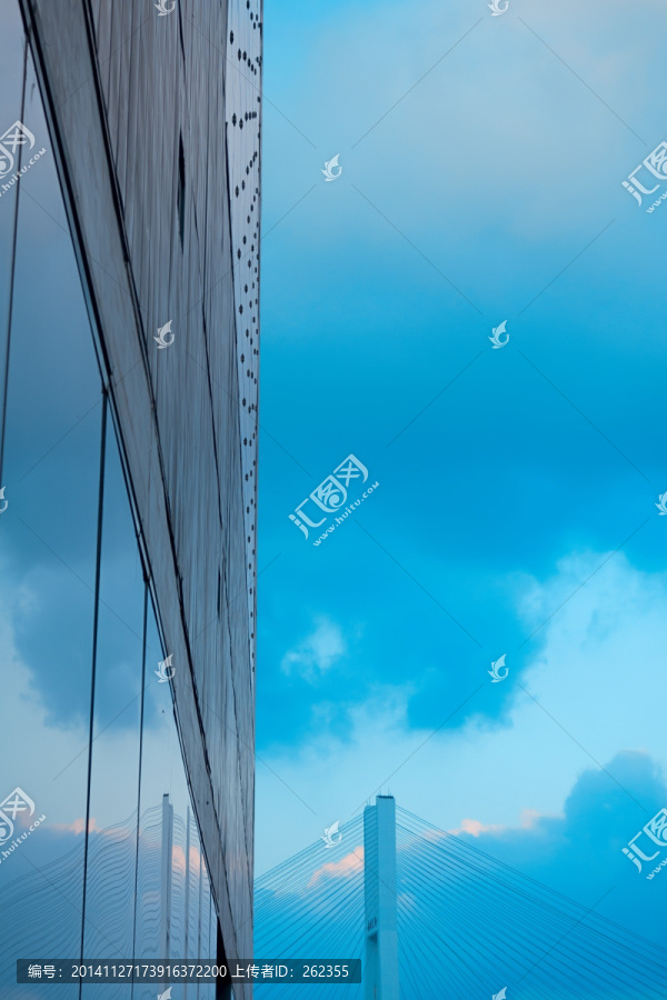 上海南浦大桥倒影