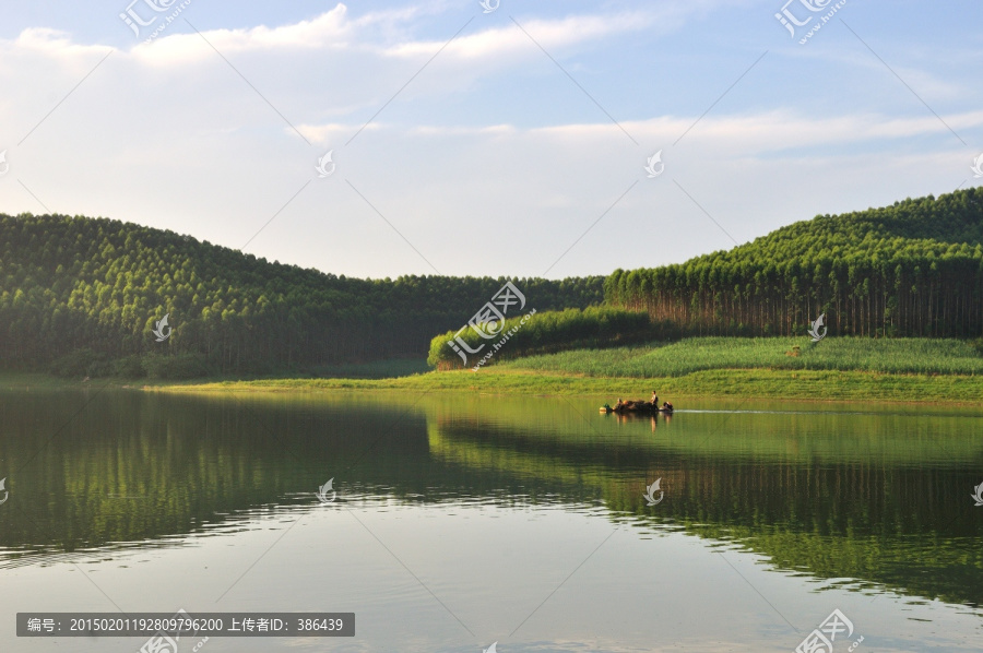 湖光山色