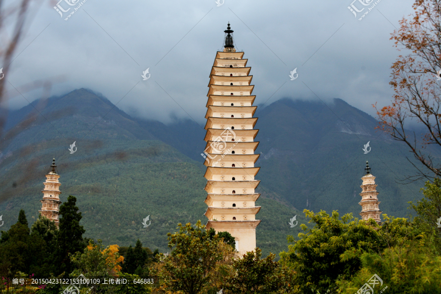 大理崇圣寺三塔