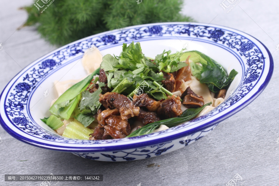 牛肉面,菠菜牛肉面,牛肉菠菜面