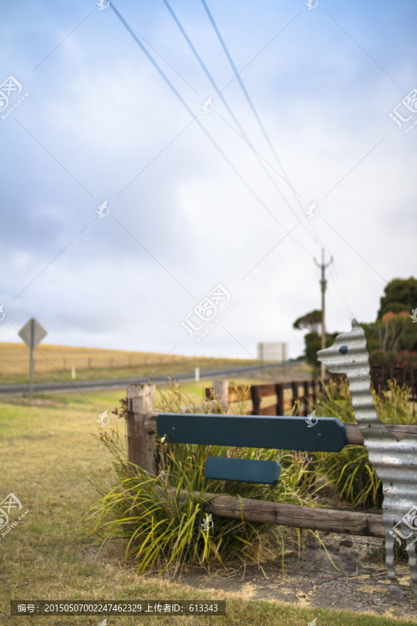 澳洲袋鼠岛农场边上的公路栅栏
