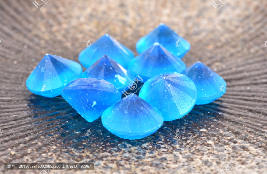 蓝色钻石糖果