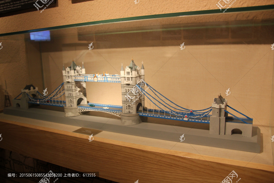 伦敦塔桥模型