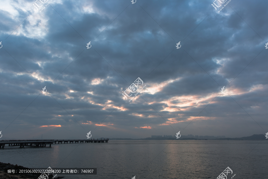 深圳湾日出