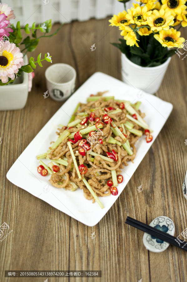 香芹炒肉絲