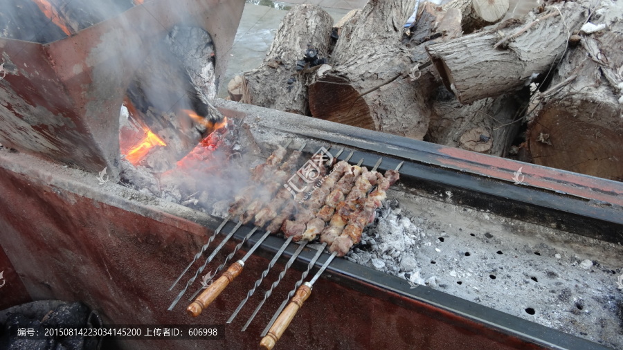 新疆烤羊肉