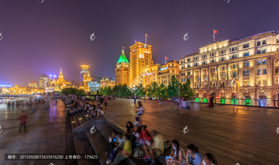 上海外滩夜景万国建筑博览群