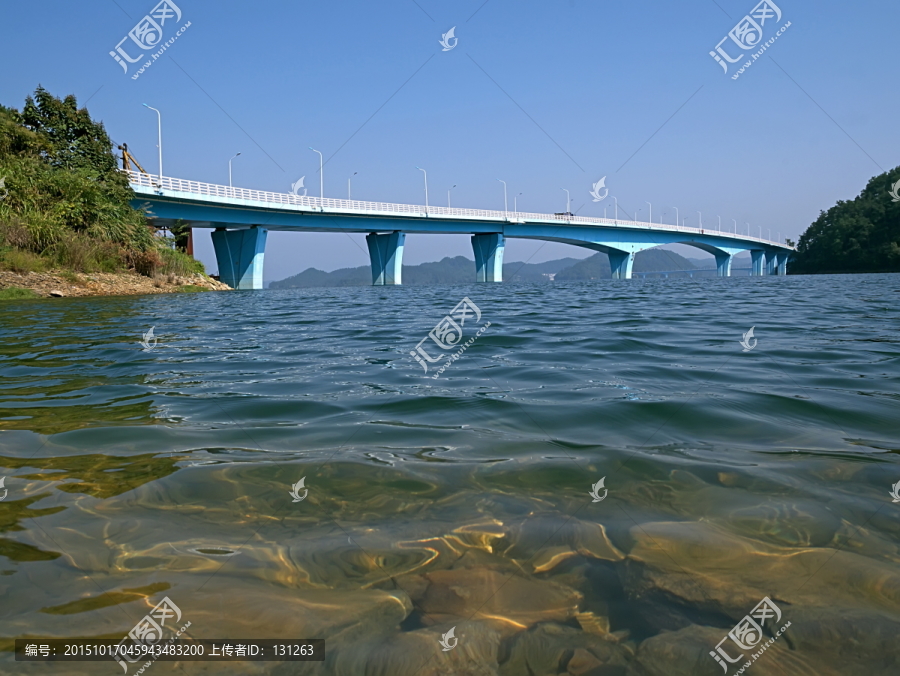 淳安千岛湖港口桥水面全景