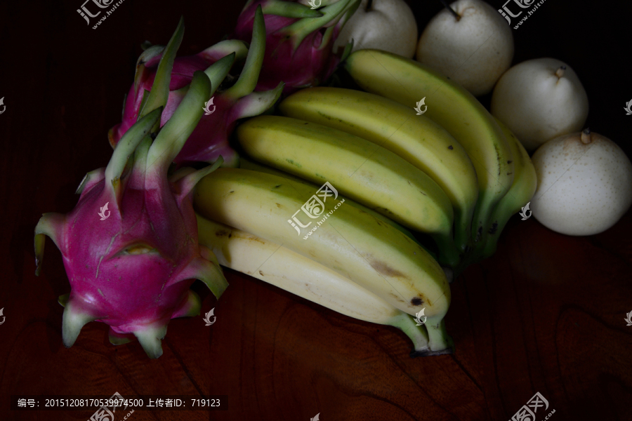 水果香蕉火龙果