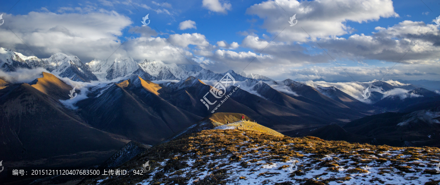 贡嘎大雪山