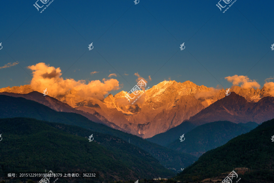 玉龙雪山