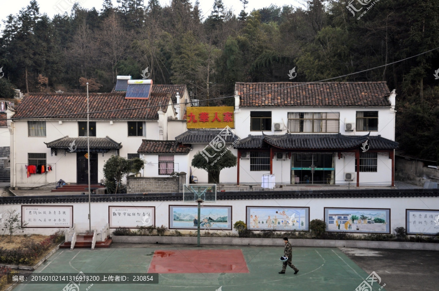 九华山风光,九华街街景