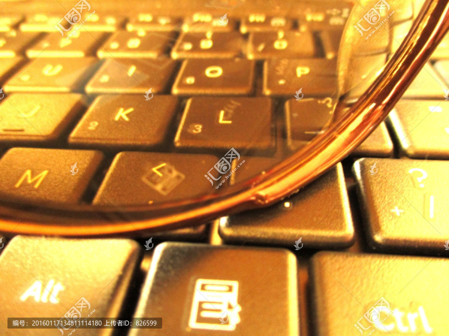 墨镜里的键盘,计算机键盘