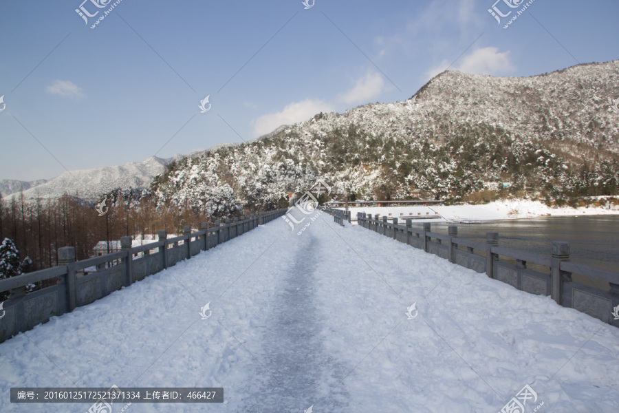 雪景道路