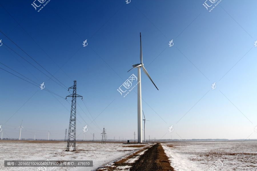 风力发电,大风车,高压线,公路
