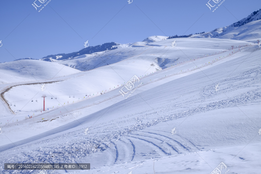 雪山