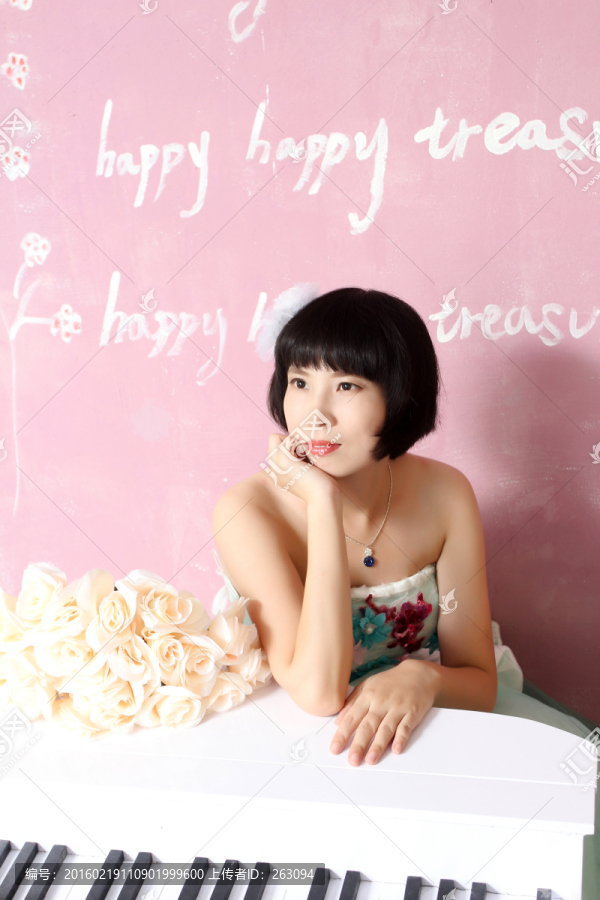 美女婚紗照