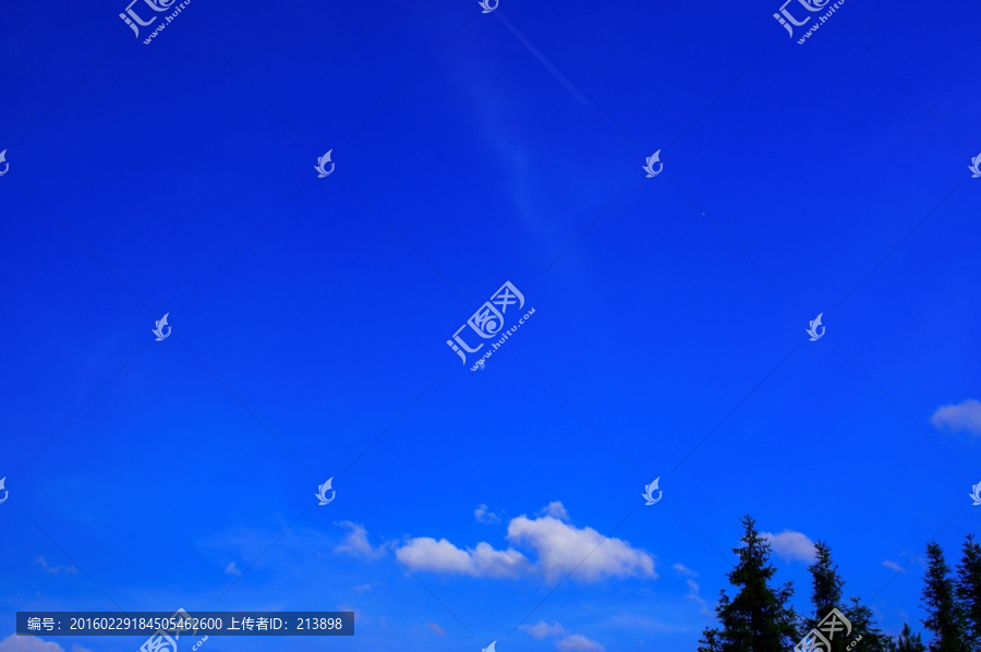 藍天
