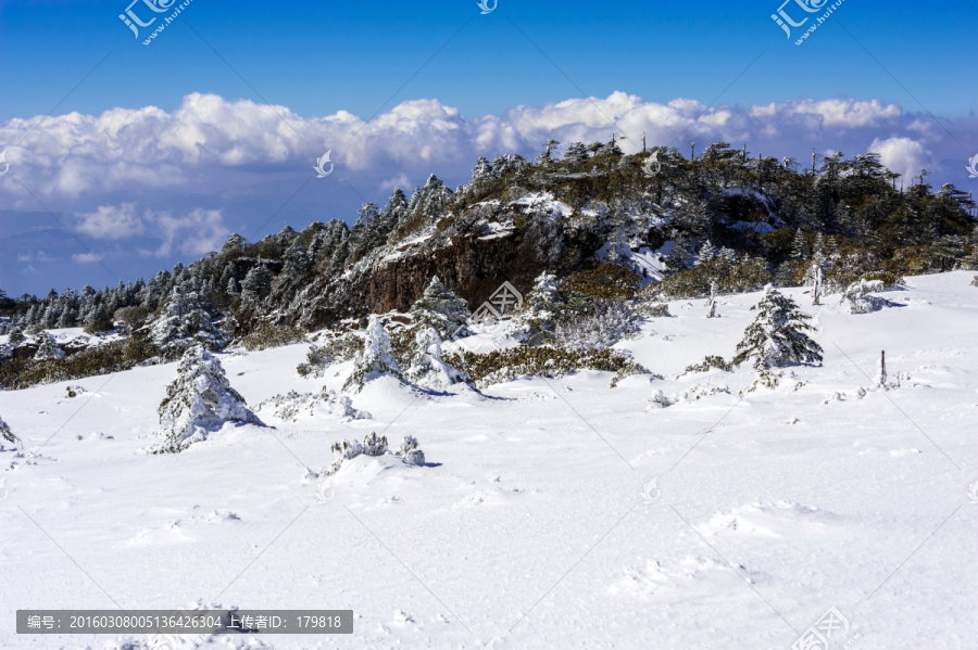 昆明轿子雪山