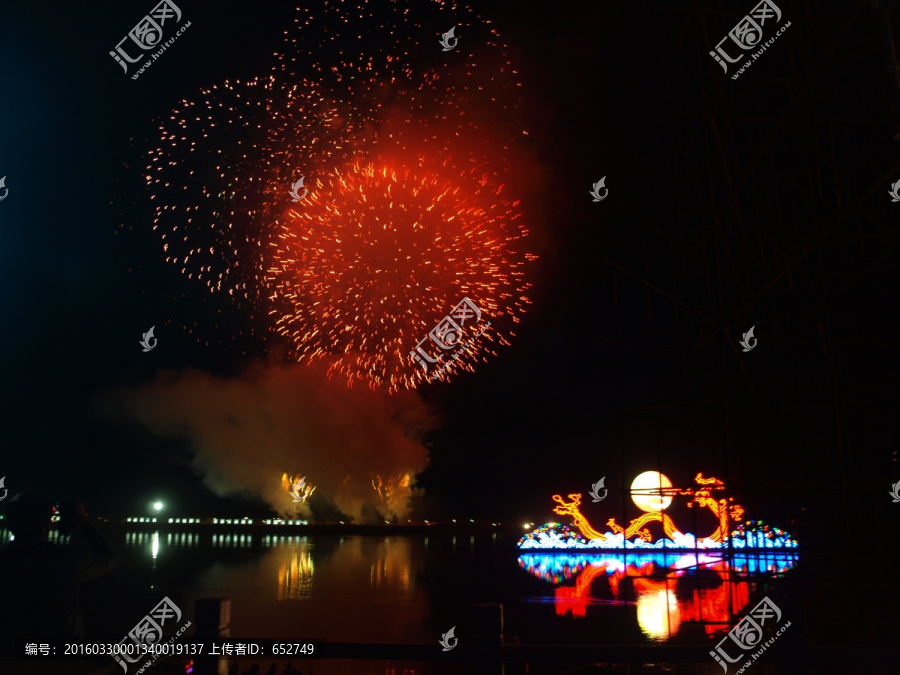 烟花,水上烟花,喜庆节日