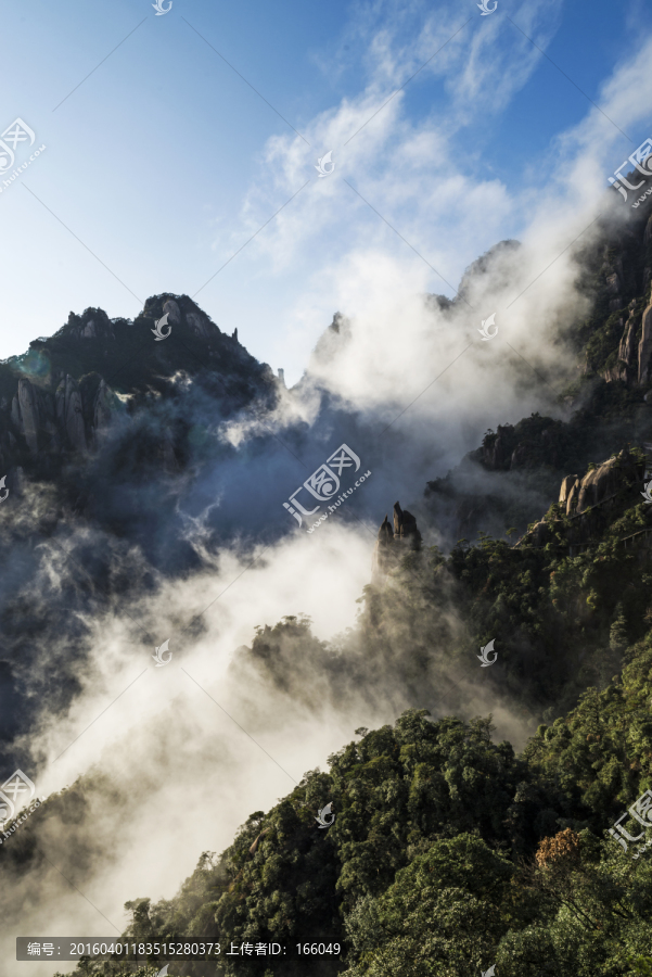 云雾,山峦