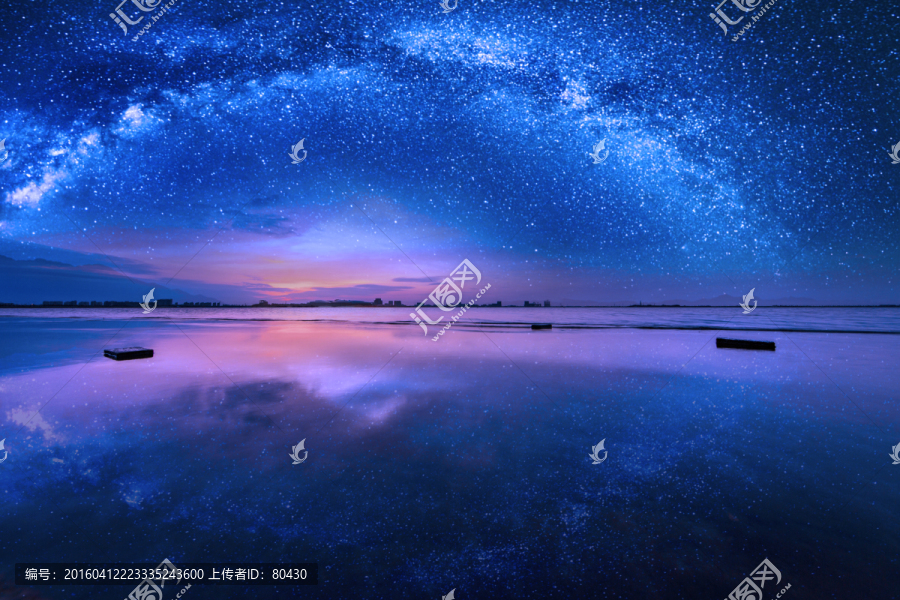 上海滴水湖夜晚星空