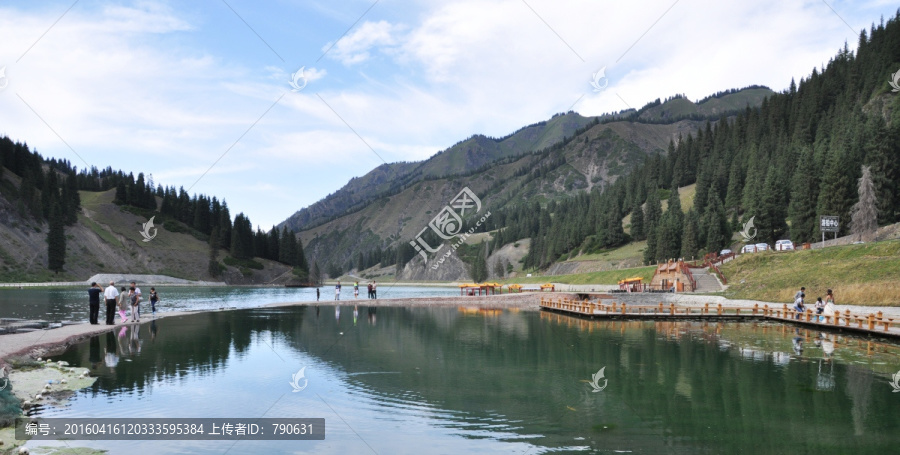 天山山脉,山水美景